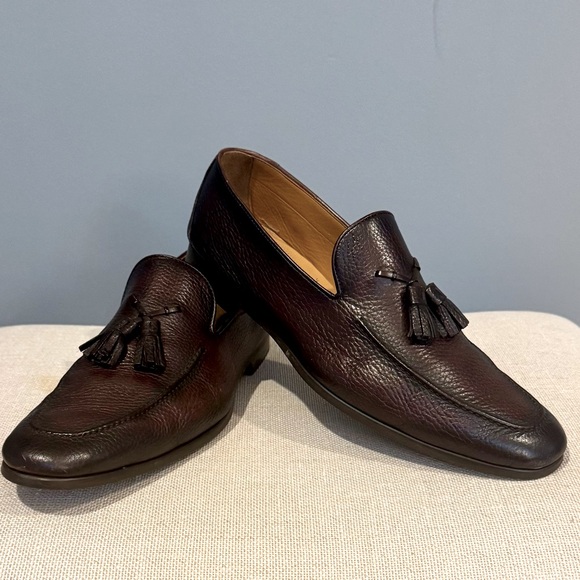 MAGNANNI Men's Seneca Grained Leather Tassel Loafers, Dark Brown/Burgundy - Picture 2 of 5